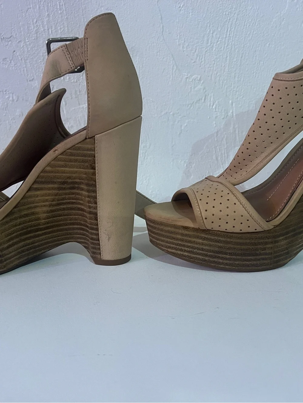Gianni Bini Byrklee Leather Perforated Leather Wood Wedges